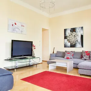 1204 Na Ulici Krále Jiřího Apartmán